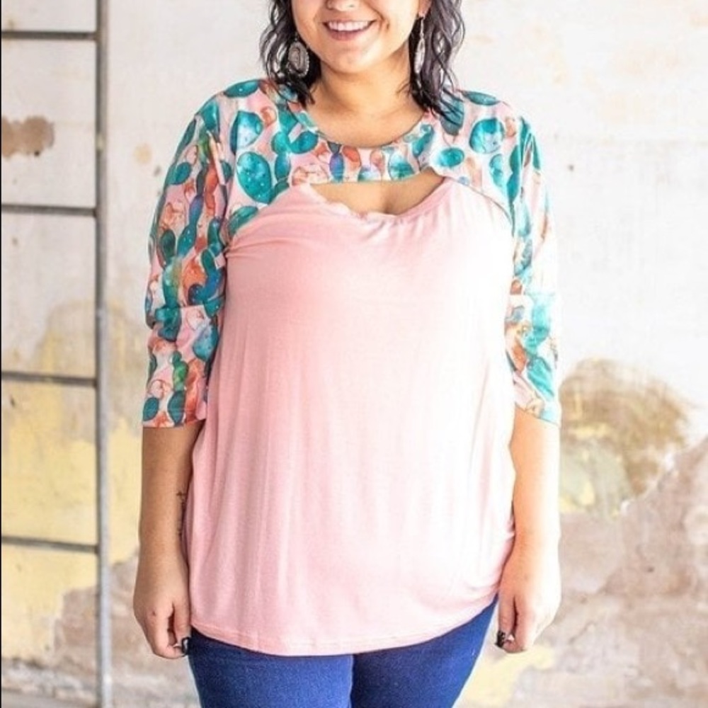 Blush Cactus Cut-out 3/4 Sleeve Top